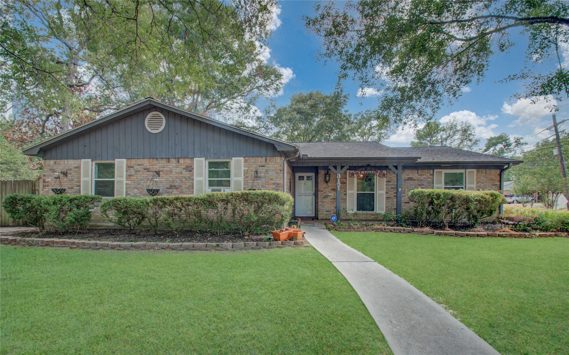 317 Parkway Drive Conroe TX 77303