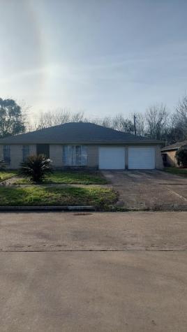 10718 Plainfield Street Houston TX 77031