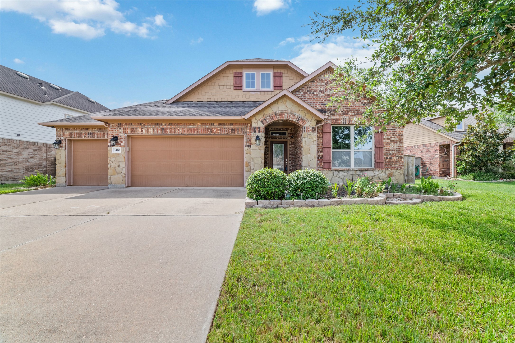 1410 Silver Rings Court Pearland TX 77581