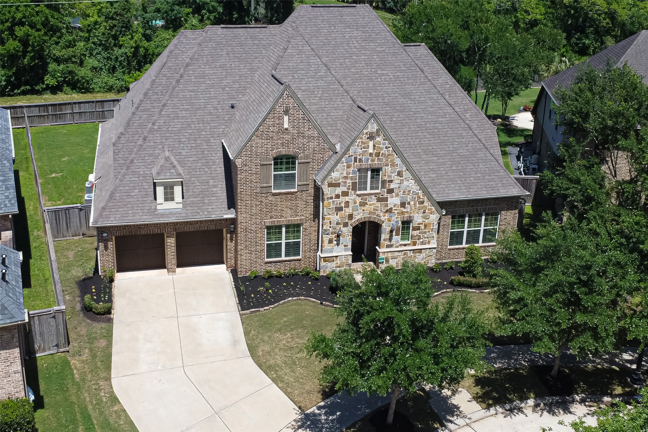 6106 Logan Creek Lane Sugar Land TX 77479