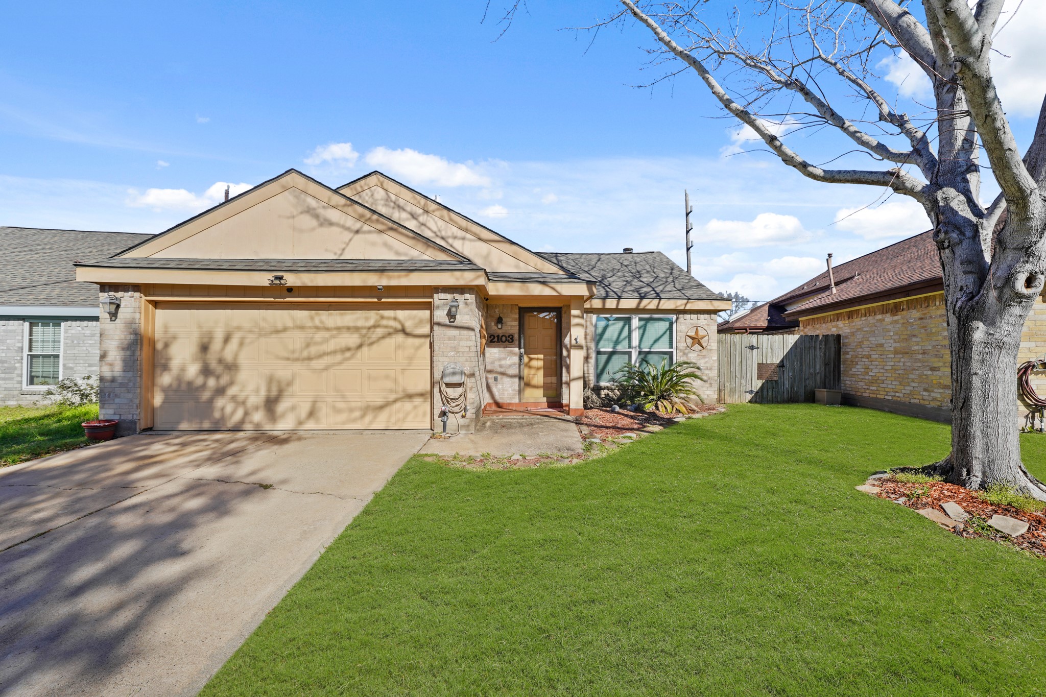 2103 Highland Hills Drive Sugar Land TX 77478