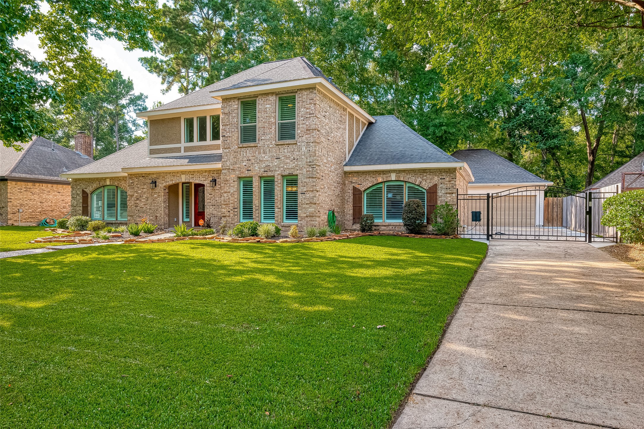 5211 Windy Lake Drive Kingwood TX 77345