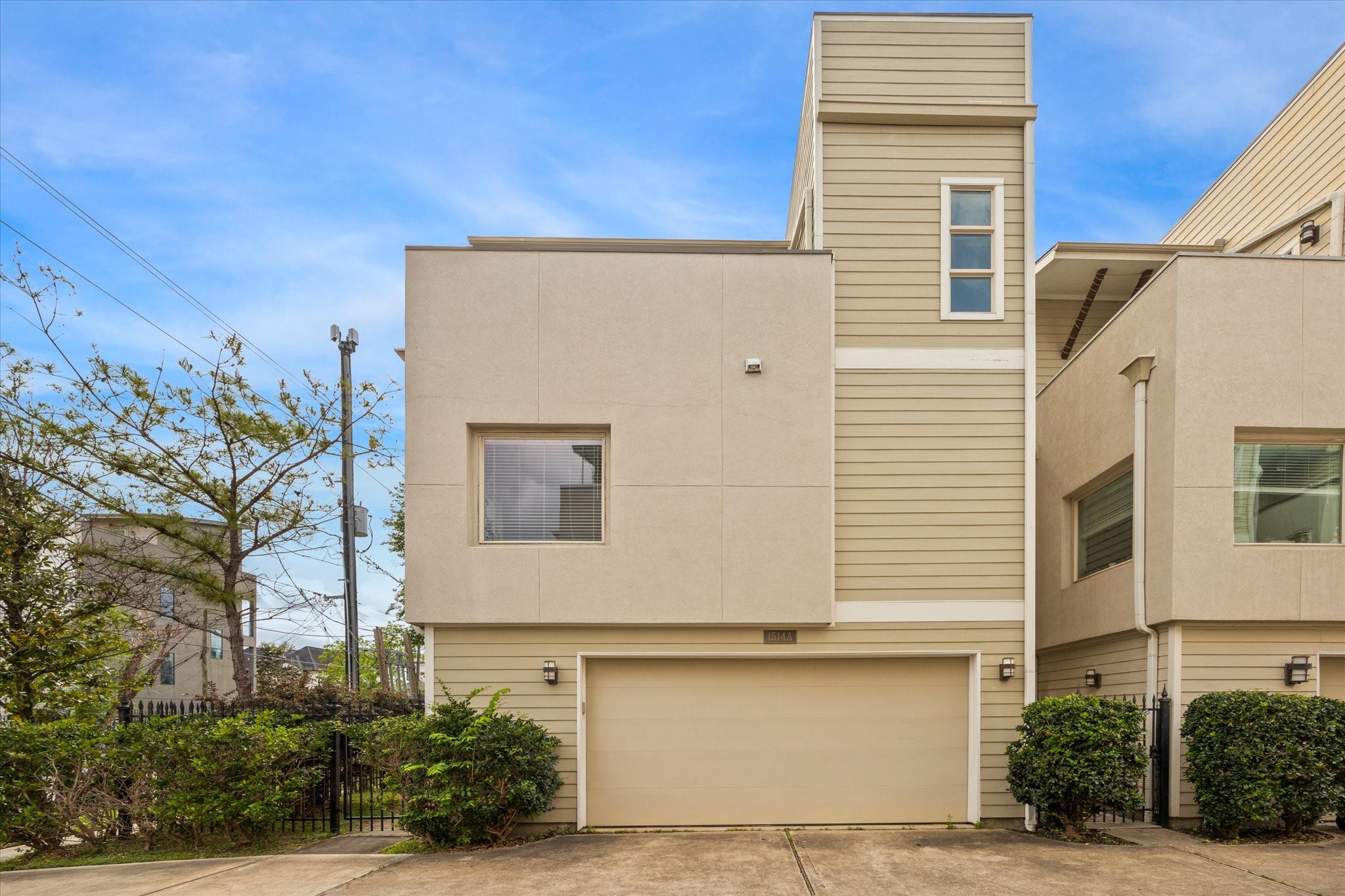 1514 Crockett Street A Houston TX 77007