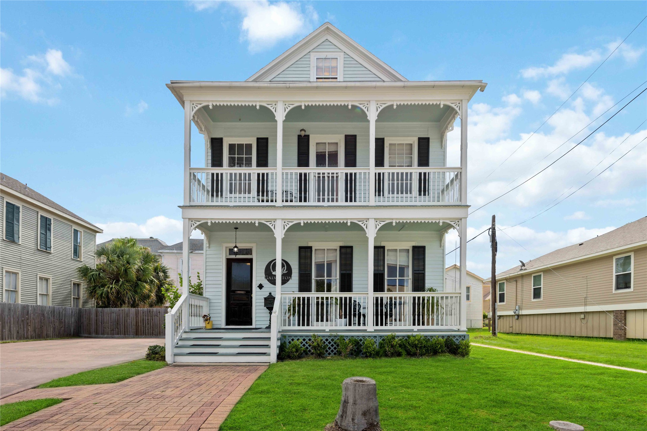 712 10th Street Galveston TX 77550