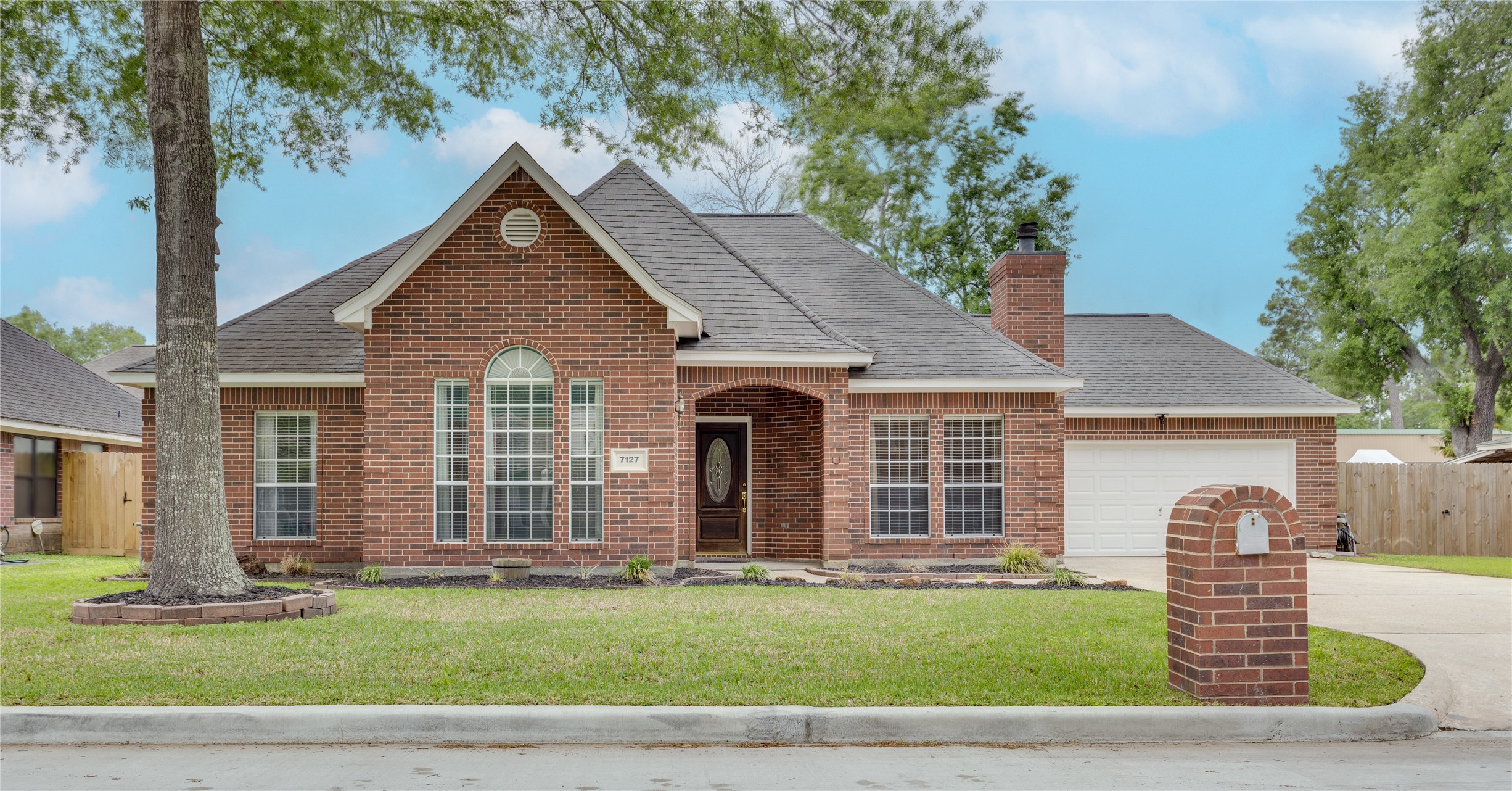 7127 Chickasaw Street Baytown TX 77521