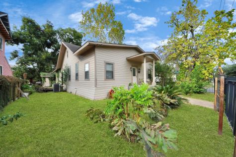 3012 Garrow Street Houston TX 77003