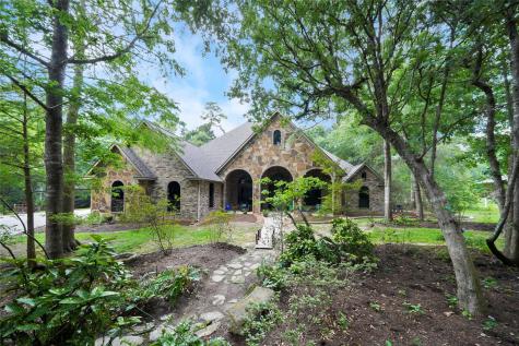 15632 Queen Victoria Court Montgomery TX 77316