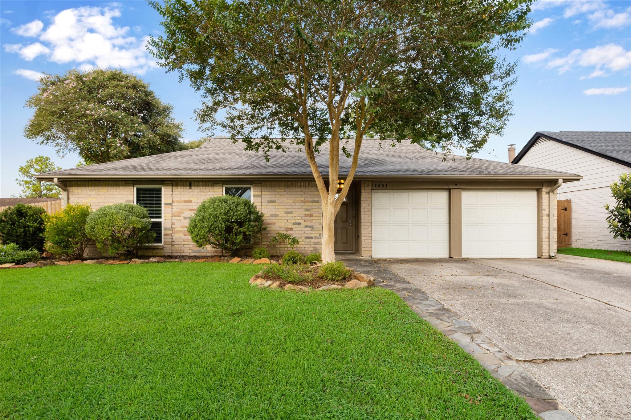 17603 Point Comfort Lane Webster TX 77598