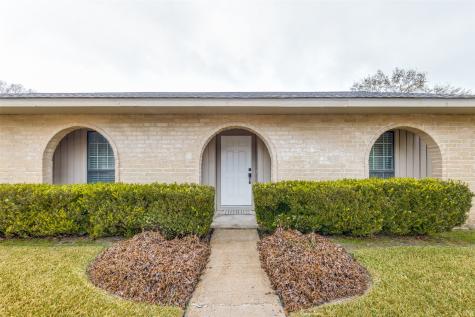 12122 Scottsdale Drive Meadows Place TX 77477