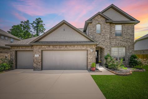 915 S Chamfer Way Crosby TX 77532