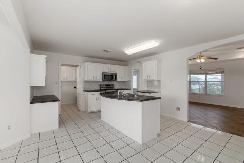 1812 Settlers Court Drive Sealy TX 77474