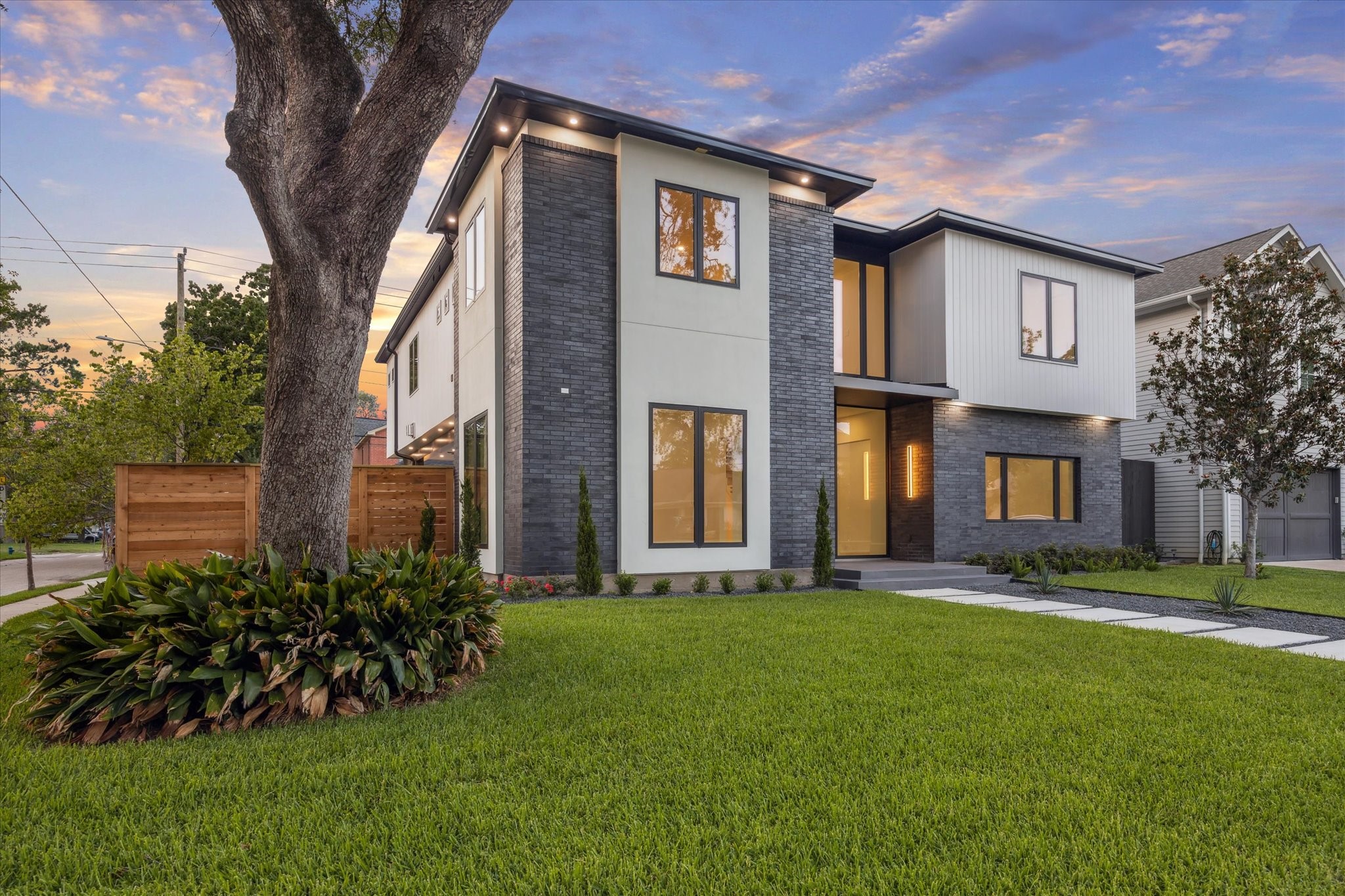 1550 Gardenia Drive Houston TX 77018