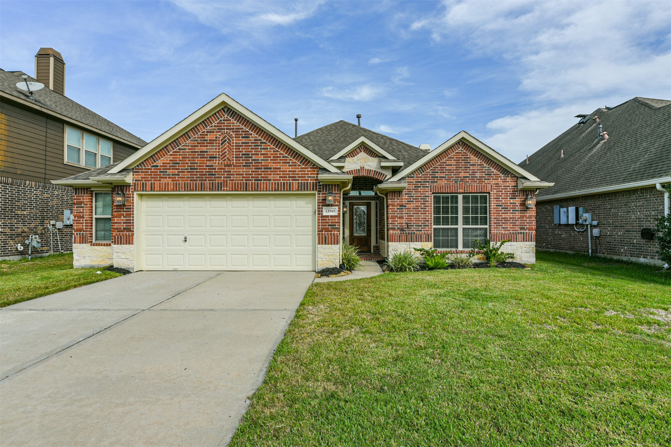 13509 Mooring Pointe Drive Pearland TX 77584