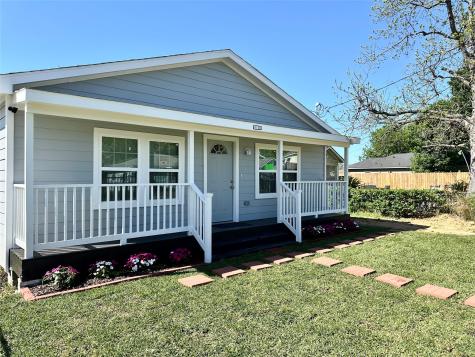 4108 Elmwood Street Houston TX 77051