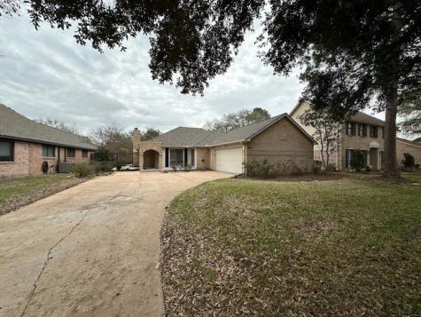 7634 Virginia Water Lane Houston TX 77095