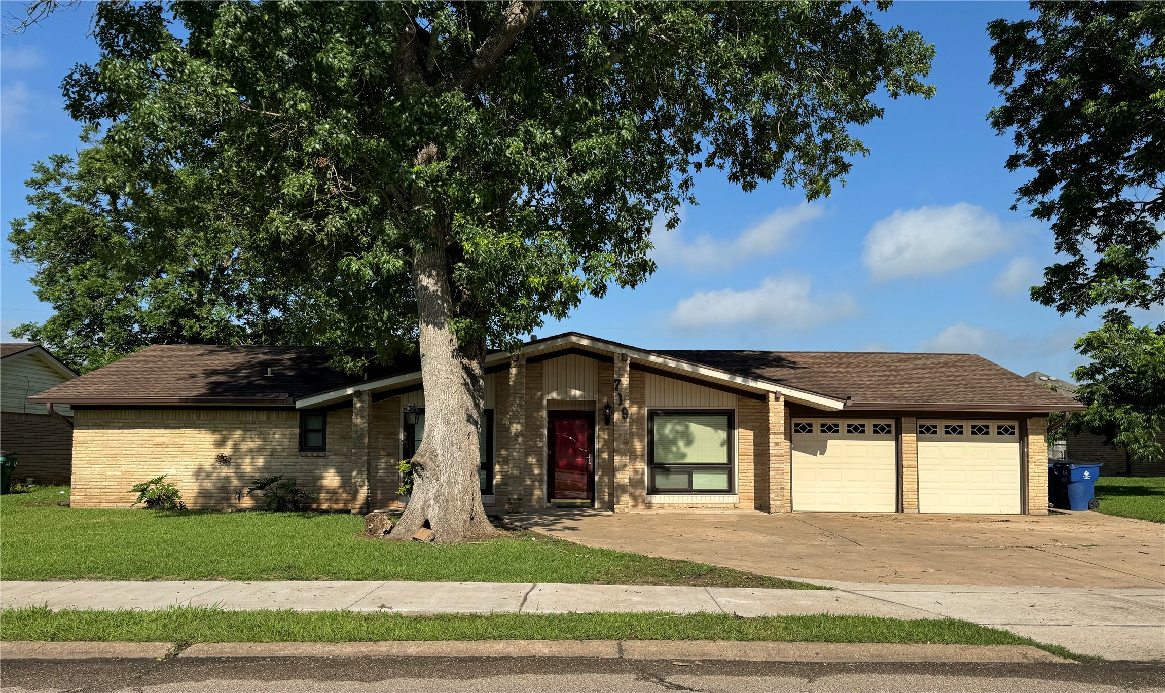 719 Oyster Creek Drive Richwood TX 77531