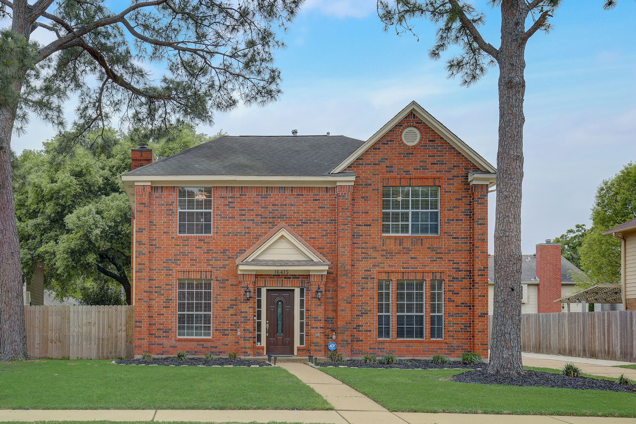 16415 Willingham Way Houston TX 77095