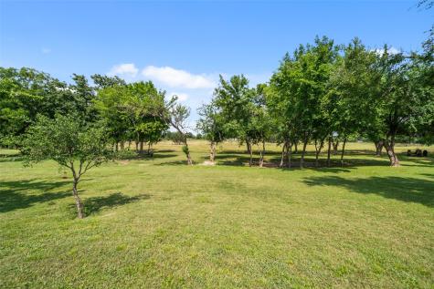 6448 Fm 2 Road Navasota TX 77868