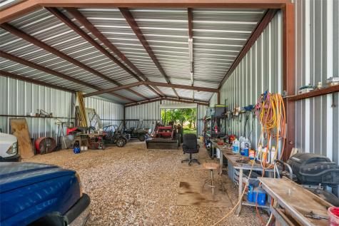 6448 Fm 2 Road Navasota TX 77868