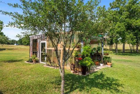 6448 Fm 2 Road Navasota TX 77868