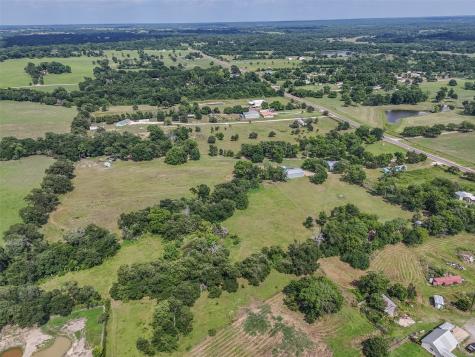 6448 Fm 2 Road Navasota TX 77868