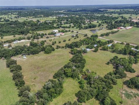 6448 Fm 2 Road Navasota TX 77868