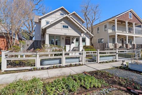 425 Byrne Street Houston TX 77009
