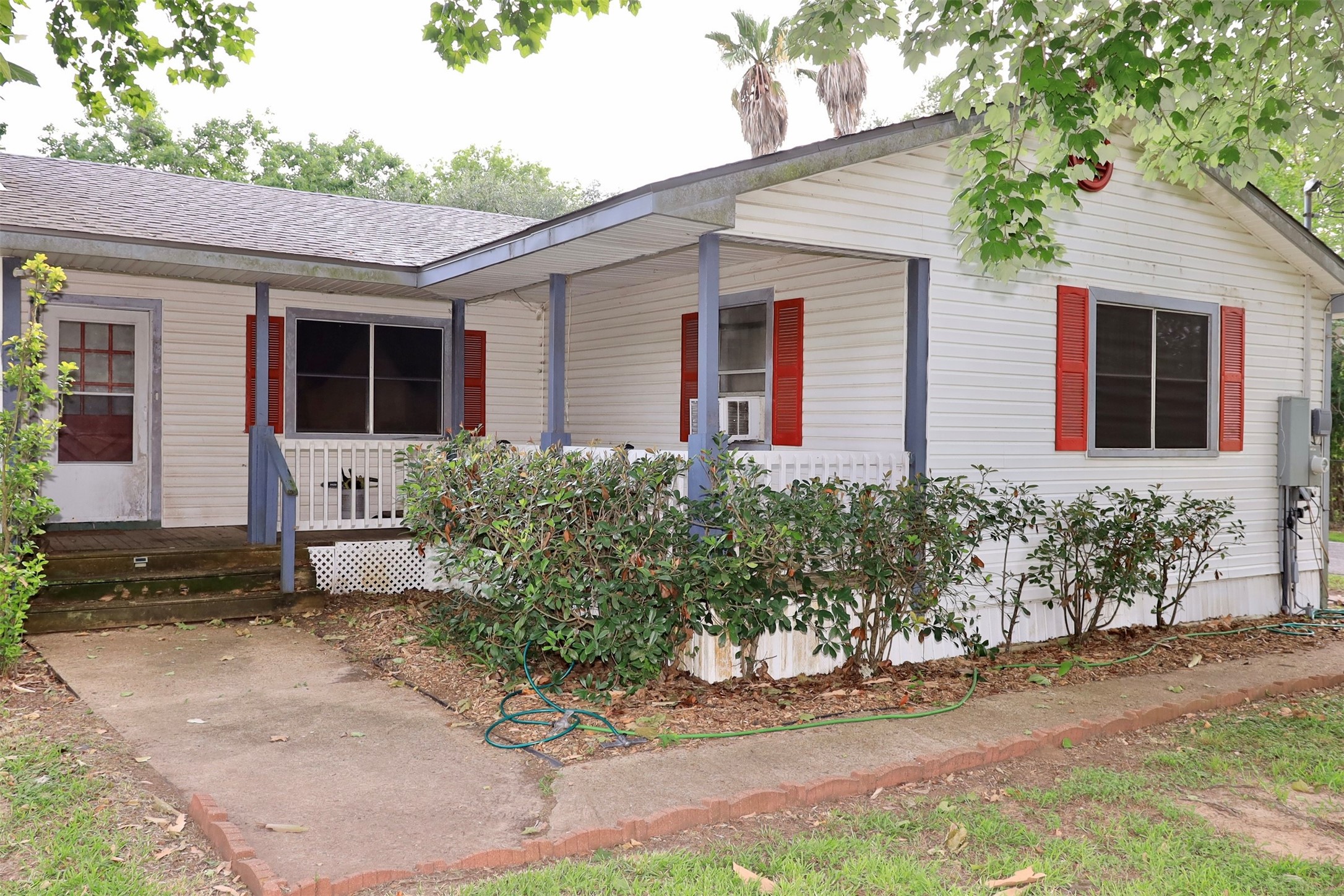 10366 County Road 909 Alvin TX 77511