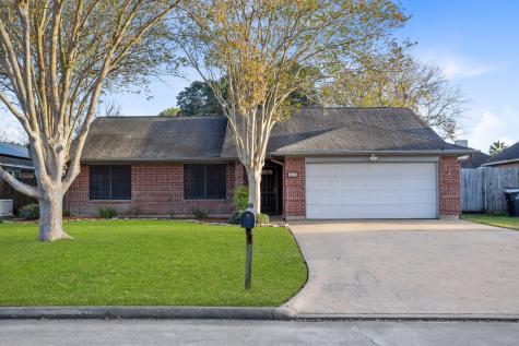 445 Dovedale Lane Alvin TX 77511