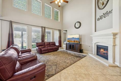1611 Tonkawa Trail Katy TX 77493