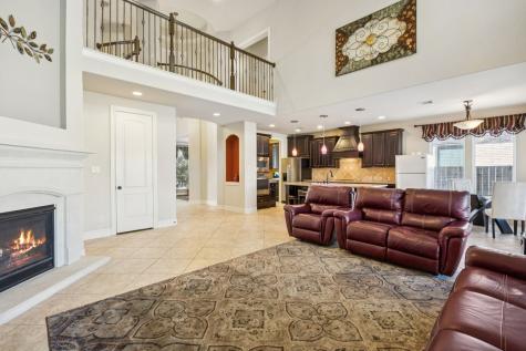 1611 Tonkawa Trail Katy TX 77493