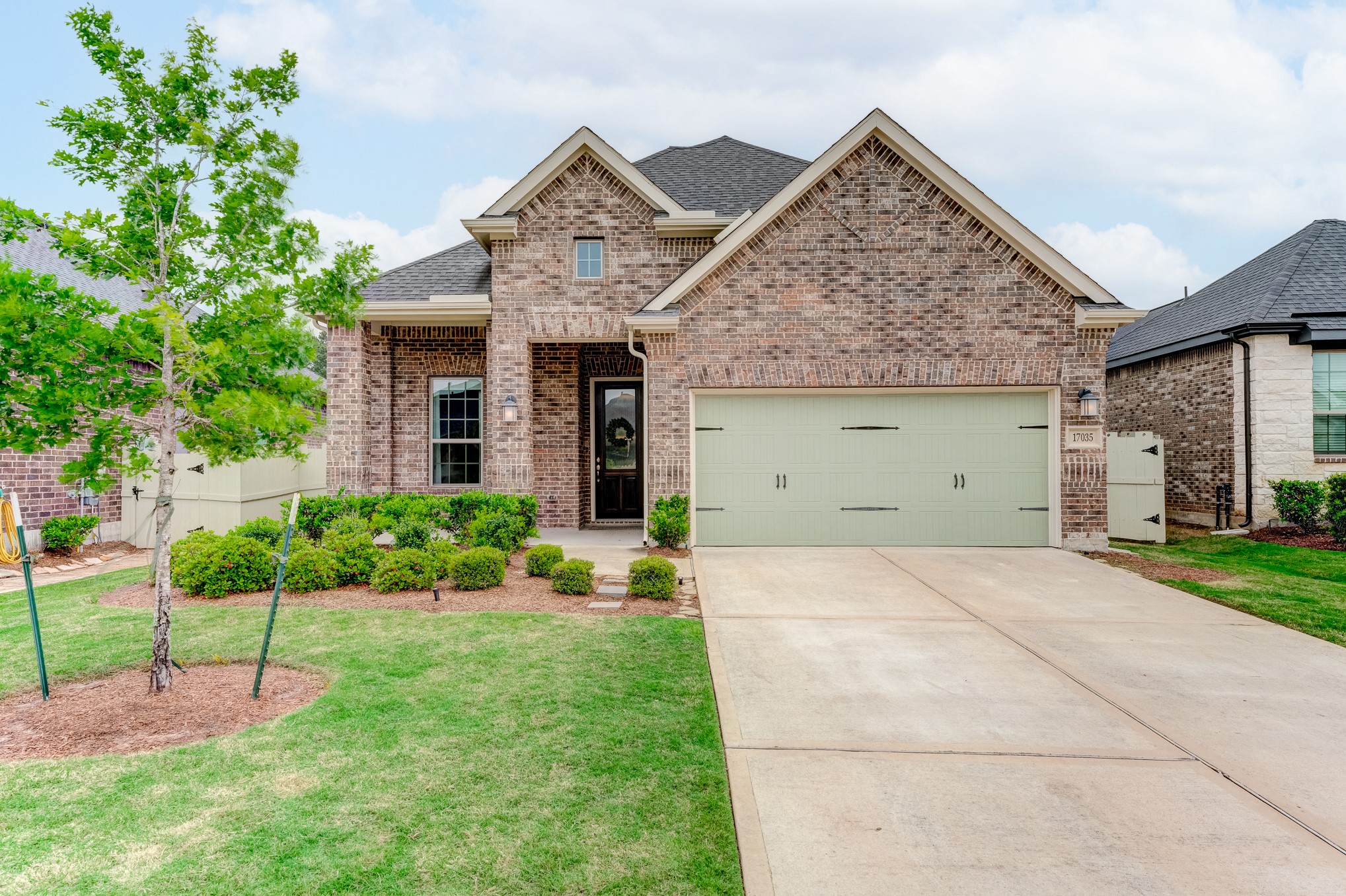 17035 Shy Leaf Court Conroe TX 77385