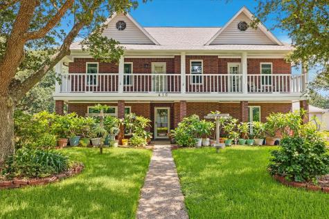610 Bay Club Drive Seabrook TX 77586