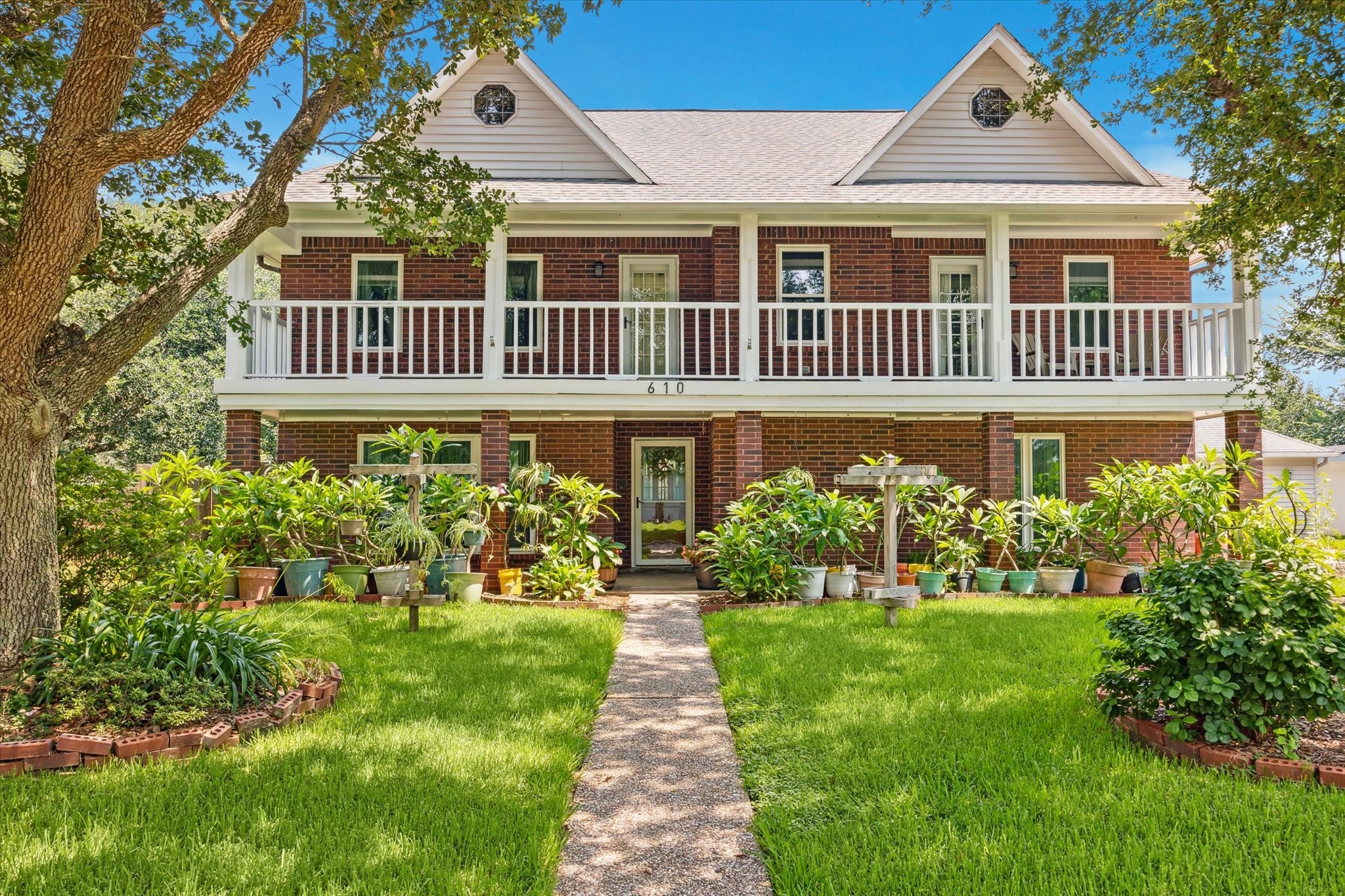 610 Bay Club Drive Seabrook TX 77586