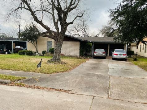 5826 Flamingo Drive Houston TX 77033