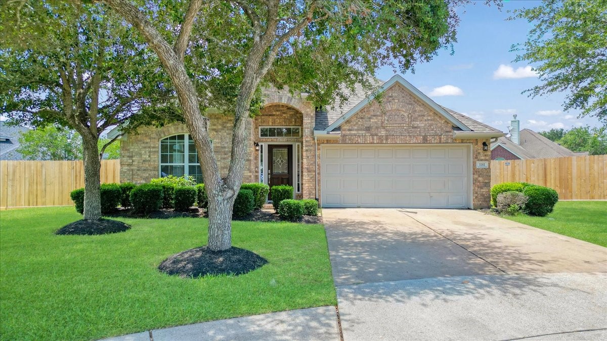 3502 Barrington Court Pearland TX 77584