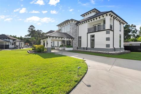 12 County Road 3558 Cleveland TX 77327