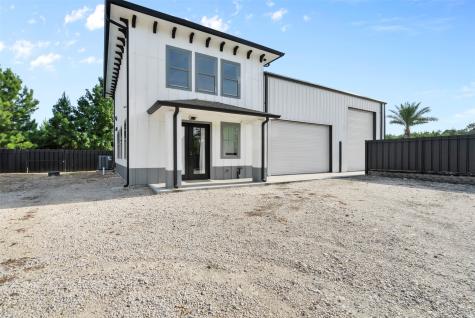 12 County Road 3558 Cleveland TX 77327