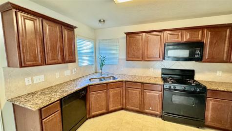 914 Crestmont Trail Drive Missouri City TX 77489
