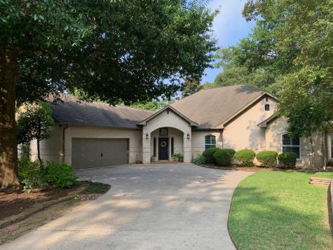 8 Waterford Court Conroe TX 77304