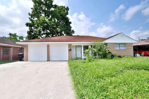 671 Edgebrook Drive Houston TX 77034