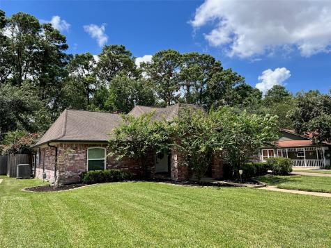 412 Sherwood Forest Drive Dickinson TX 77539
