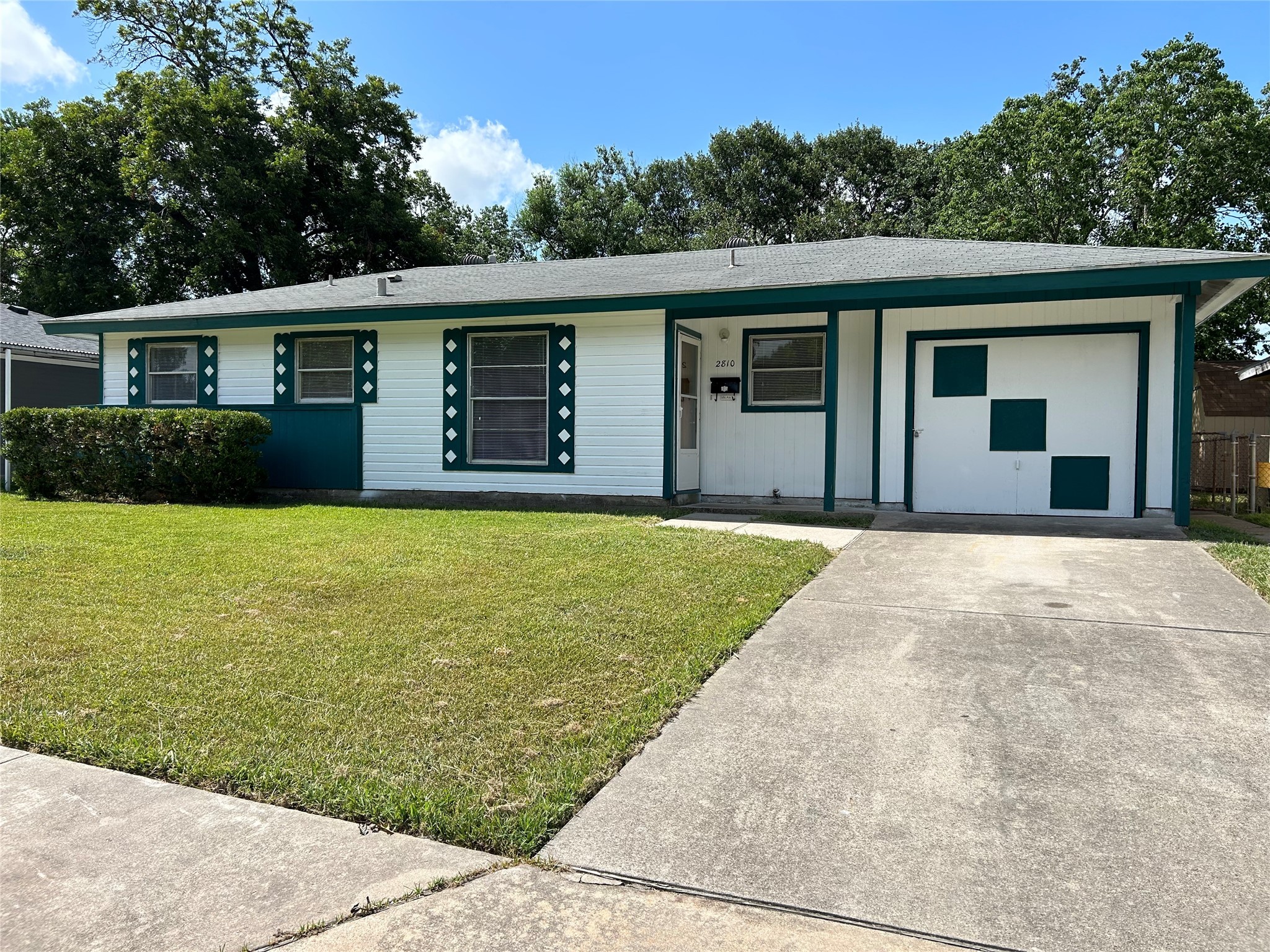 2810 Camille Street Pasadena TX 77506