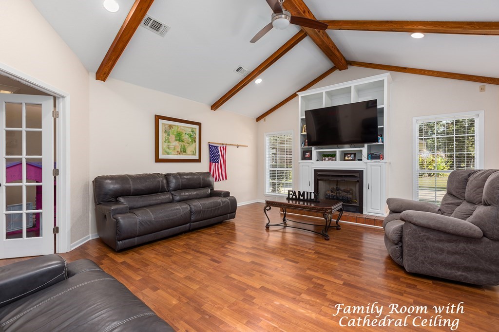 309 Hunters Creek Drive Lufkin TX 75901