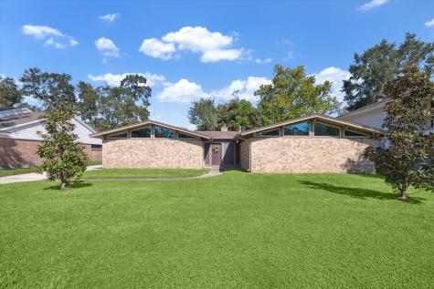 343 Forest Lake Drive Seabrook TX 77586