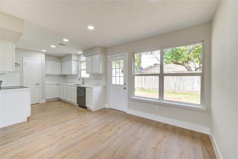 328 Meadow Wood Court League City TX 77573