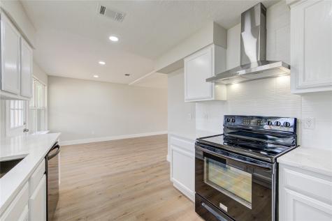 328 Meadow Wood Court League City TX 77573