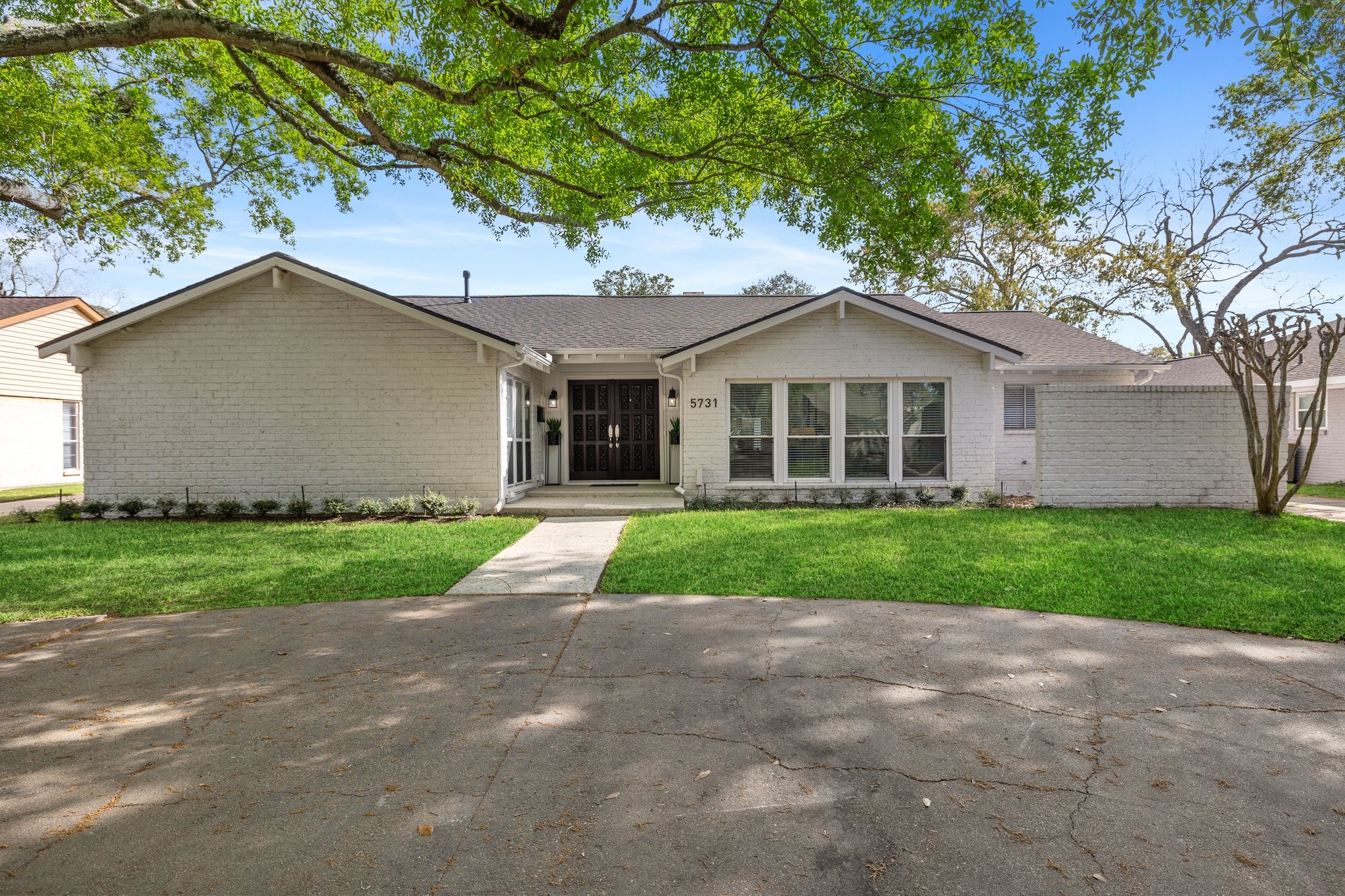 5731 Birdwood Road Houston TX 77096