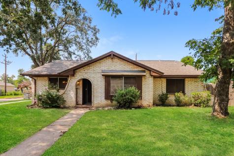 8403 Bigwood Street Houston TX 77078