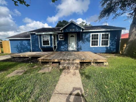 222 S Willow Street Texas City TX 77591